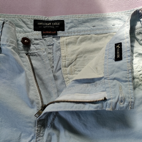 AEO stripped light blue shorts extreme flex classic fit lightweight 30 waist - Picture 10 of 14